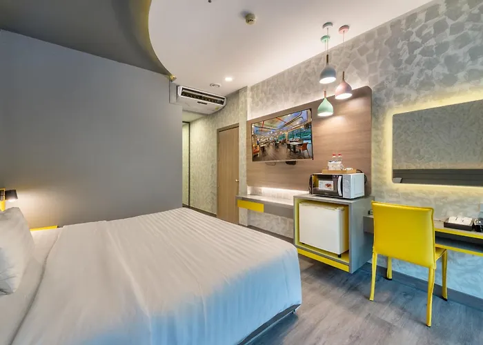Hotel Qiu Sukhumvit - Bts On Nut Station Bangkok