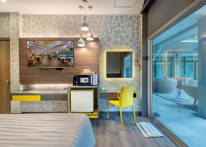 Hotel Qiu Sukhumvit - Bts On Nut Station Bangkok