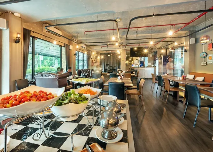Qiu Sukhumvit - Bts On Nut Station Hotel Bangkok