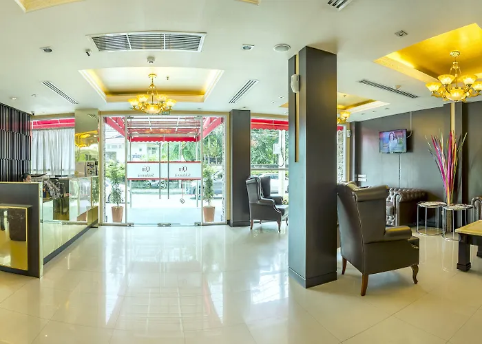 Hotel Qiu Sukhumvit - Bts On Nut Station Bangkok