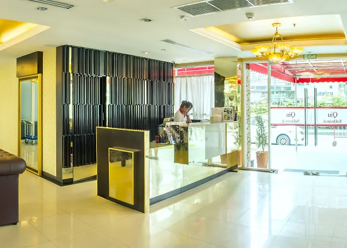Qiu Sukhumvit - Bts On Nut Station Hotel