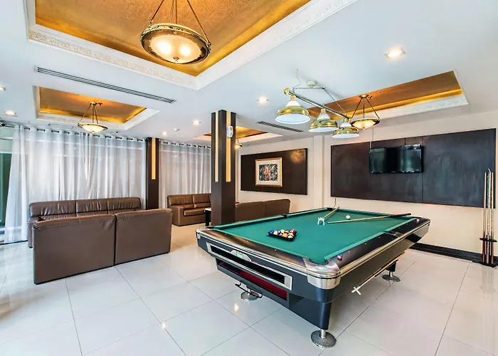 Qiu Sukhumvit - Bts On Nut Station Hotel