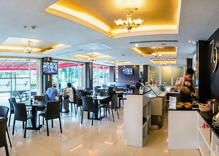 Qiu Sukhumvit - Bts On Nut Station Hotel 4*