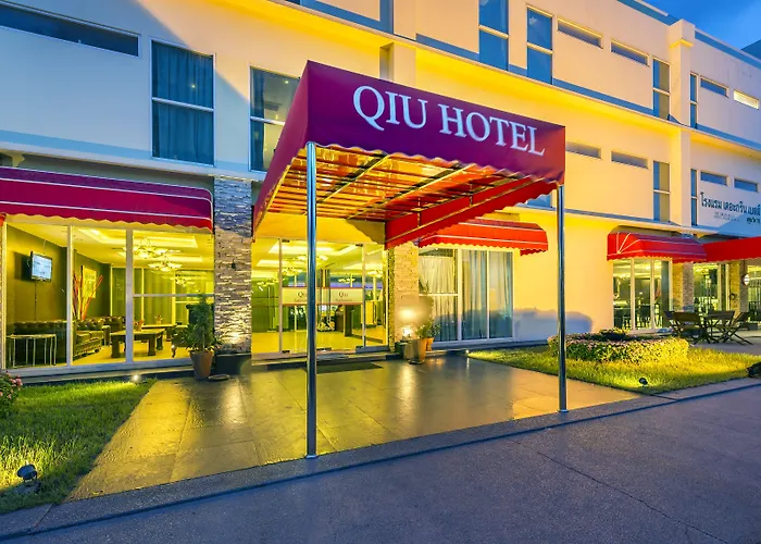 Hotel Qiu Sukhumvit - Bts On Nut Station 4*