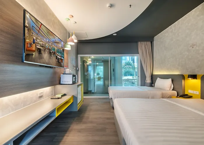Qiu Sukhumvit - Bts On Nut Station Hotel 4*