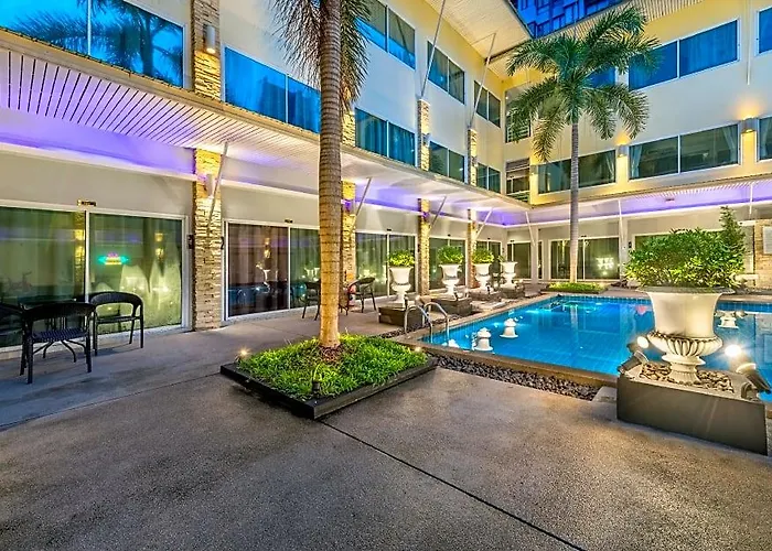 Hotel Qiu Sukhumvit - Bts On Nut Station Bangkok