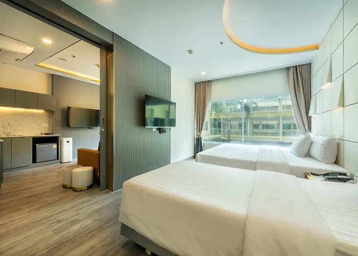 Qiu Sukhumvit - Bts On Nut Station Hotel 4*